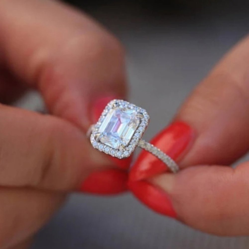 ***New “3.4 CT Sterling Silver Diamond Ring - Picture 2 of 4